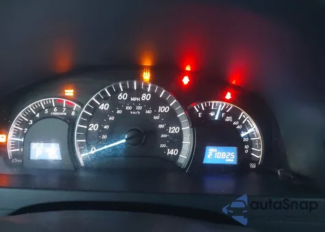 2014 Toyota Camry Se z USA, uszkodzony, nr VIN 4T1BF1FK0EU351301